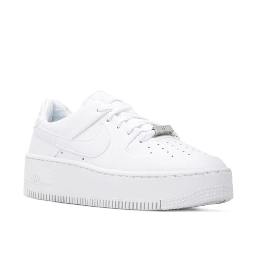 Nike Air Force 1 Sage Low Triple White Sneakers W Size 8 | Nike AR5339